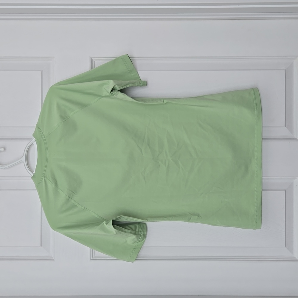 Roxy Rash Guard - Picture 6 of 8